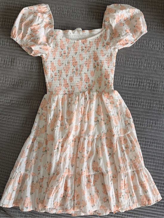 Altar'd State Dresses & Skirts - Altar'd State White & Peach Floral Smocked Puff-Sleeve Mini Dress
